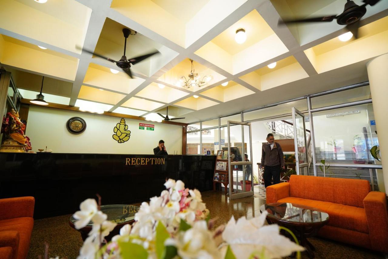 Hotel Gaurab Near Paltan Bazaar Дехрадун Екстериор снимка